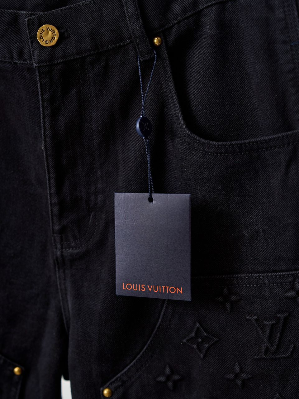 LOUIS VUITTON SHORTS DENIM “BLACK”