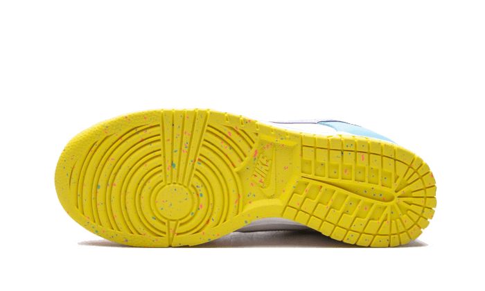 NIKE DUNK LOW EASTER