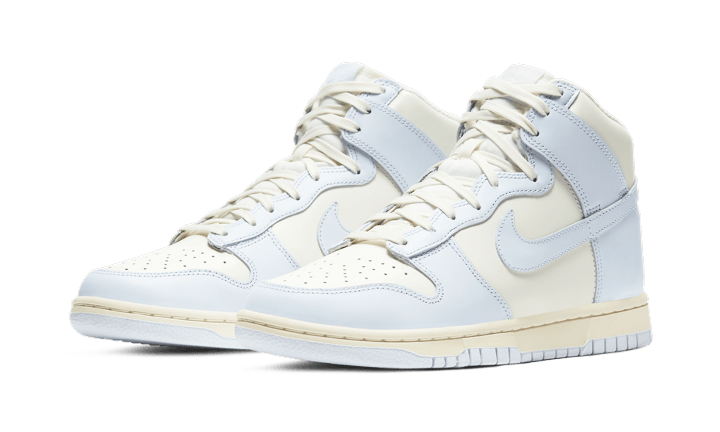 NIKE DUNK HIGH FOOTBALL GREY
