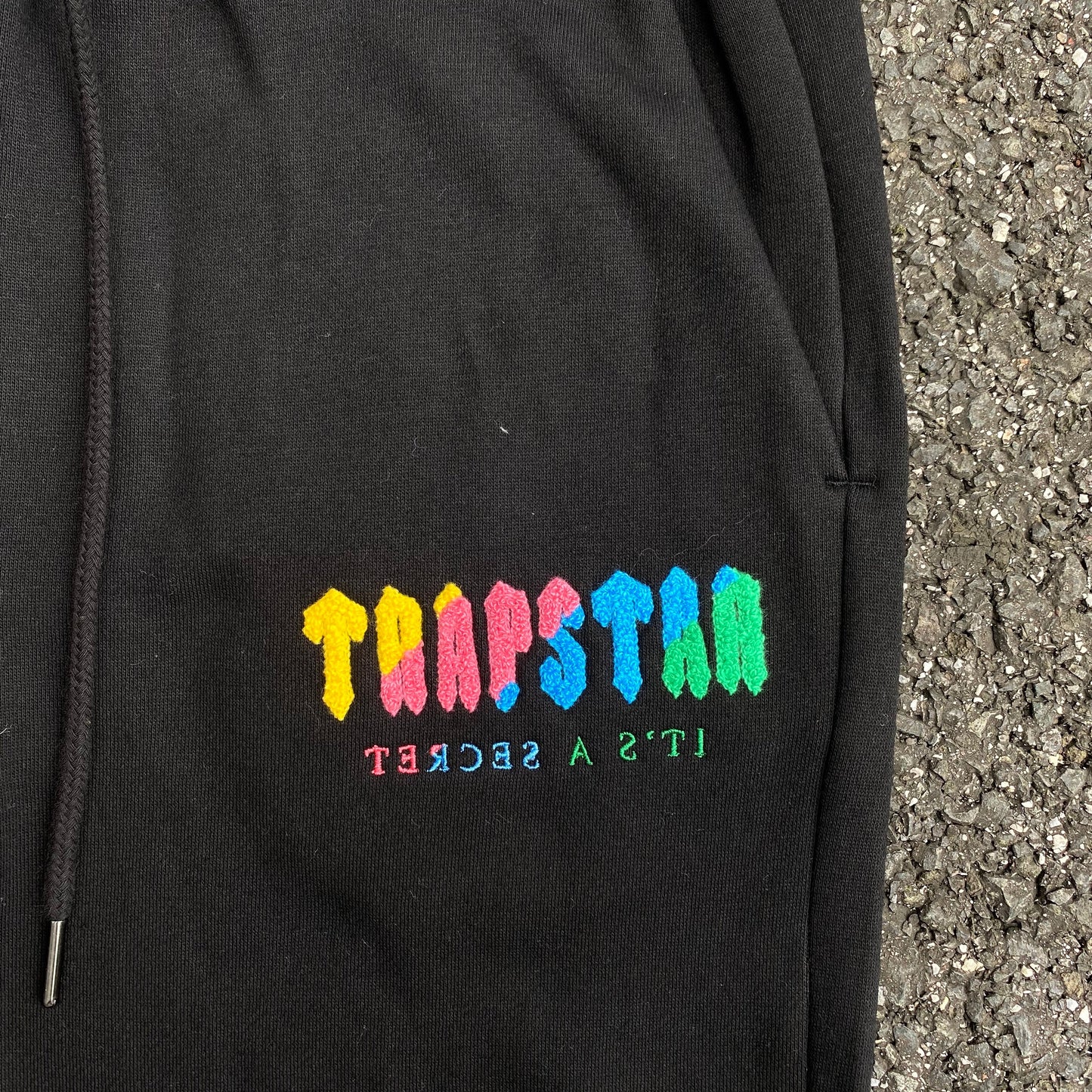 TUTA TRAPSTAR RAINBOW