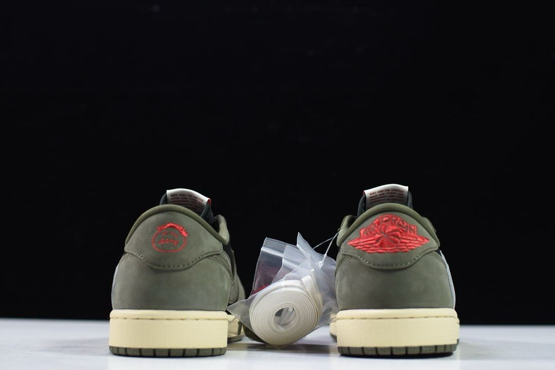 JORDAN 1 LOW OG OLIVE TRAVIS