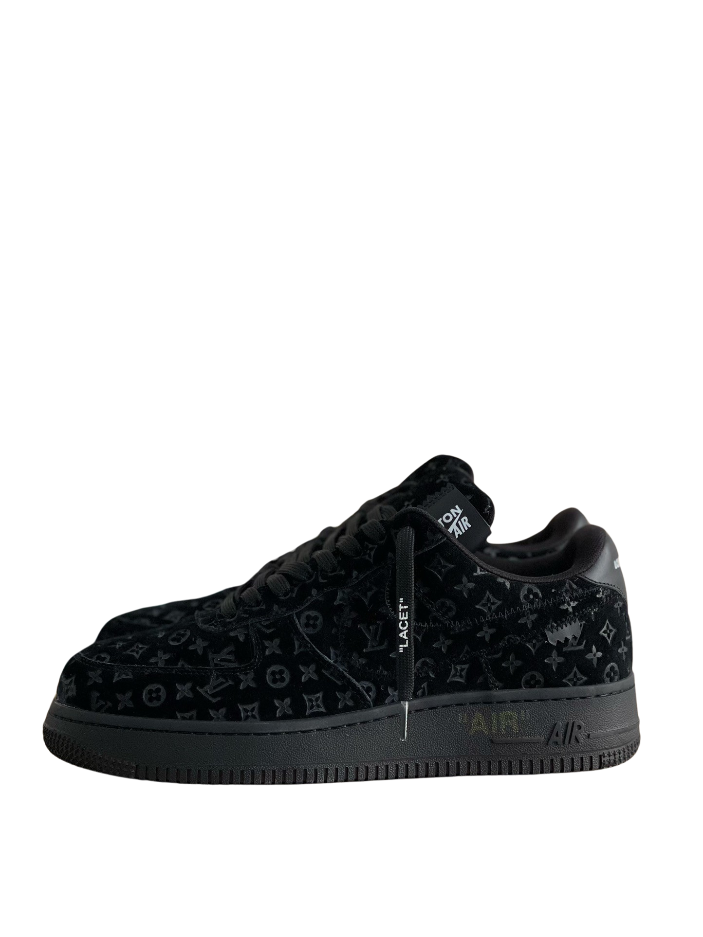 LOUIS VUITTON X NIKE AIR FORCE 1