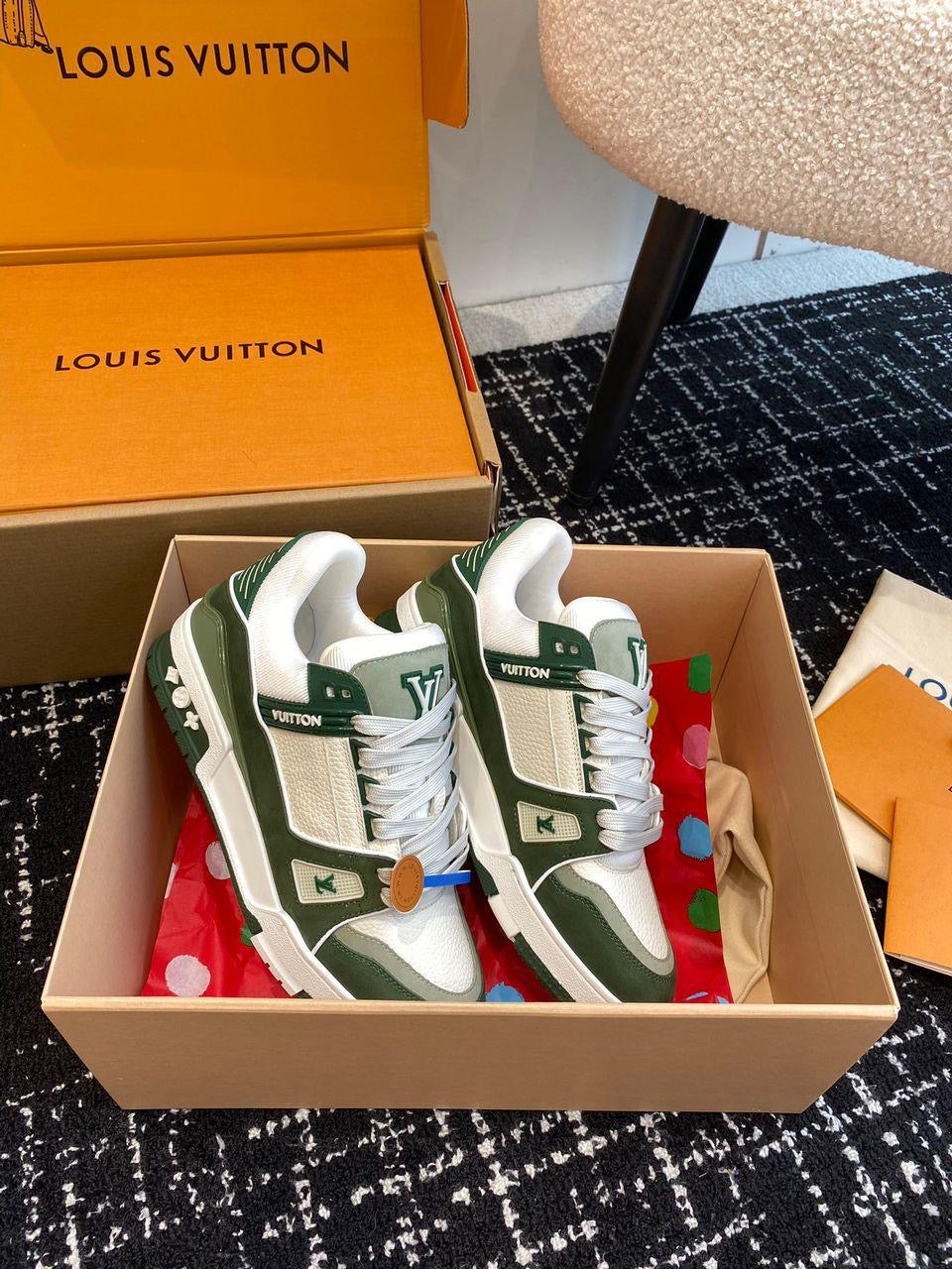 LOUIS VUITTON TRAINER LUCKY