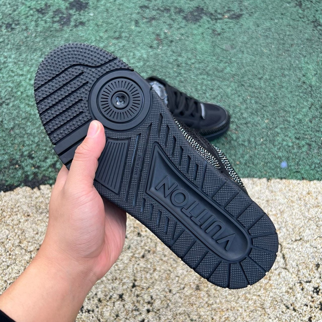 LOUIS VUITTON SKATE