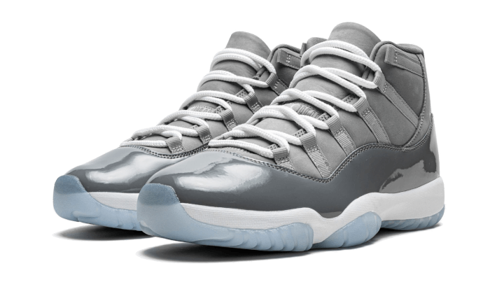 JORDAN 11 MEDIUM GREY