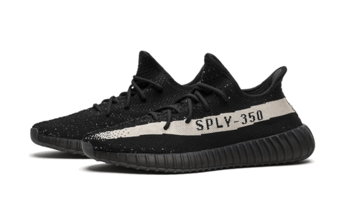 YEEZY 350 V2 CORE BLACK WHITE (OREO)
