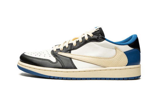 JORDAN 1 LOW TRAVIS SCOTT FRAGMENT