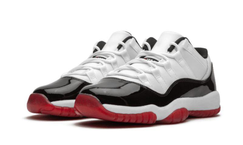 JORDAN 11 LOW WHITE BRED