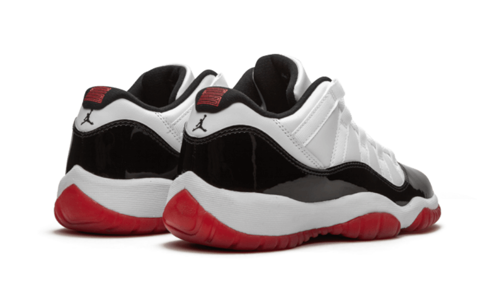 JORDAN 11 LOW WHITE BRED