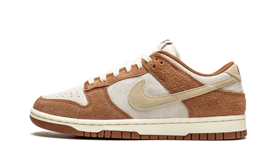 NIKE DUNK LOW MEDIUM CURRY
