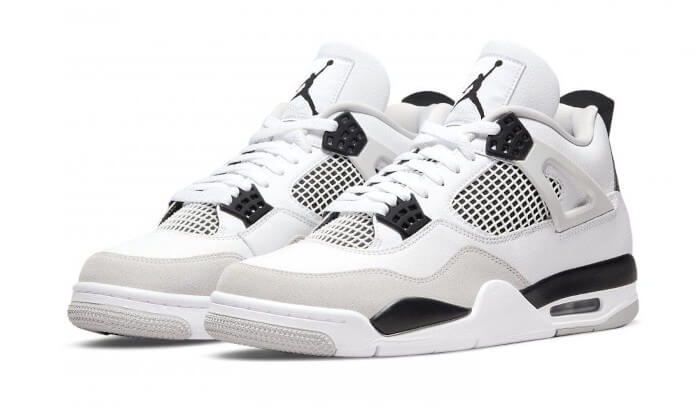 JORDAN 4 MILITARY BLACK - Alti Brand 