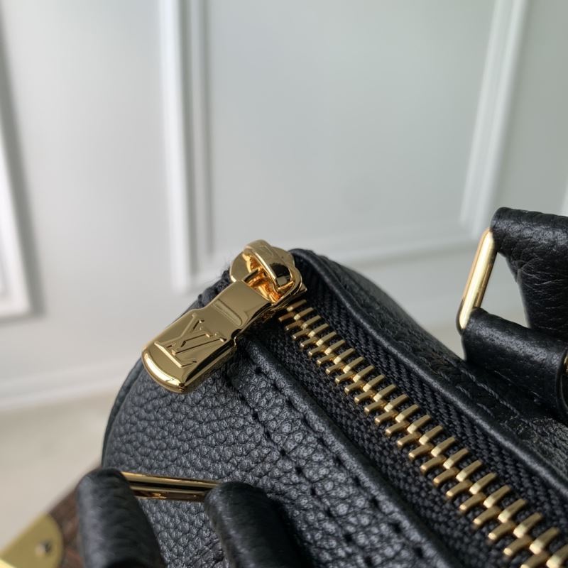 LOUIS VUITTON SPEEDY BAGS