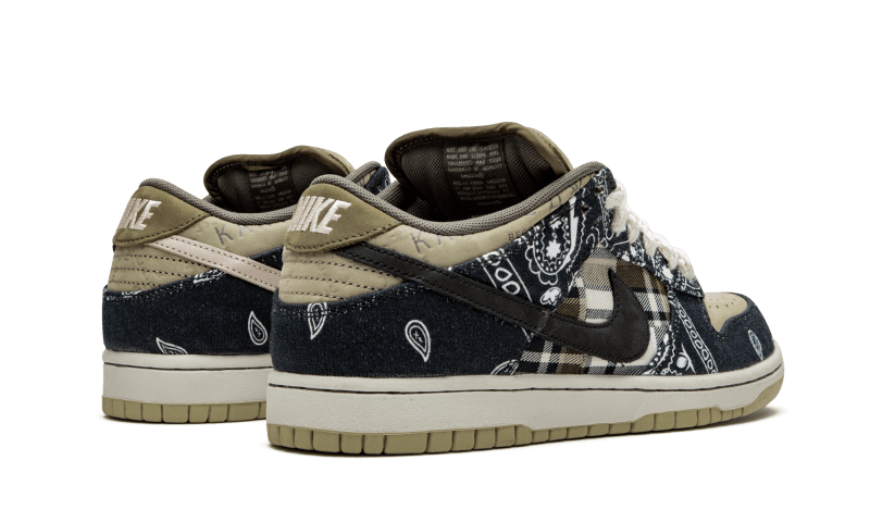 NIKE DUNK LOW TRAVIS SCOTT