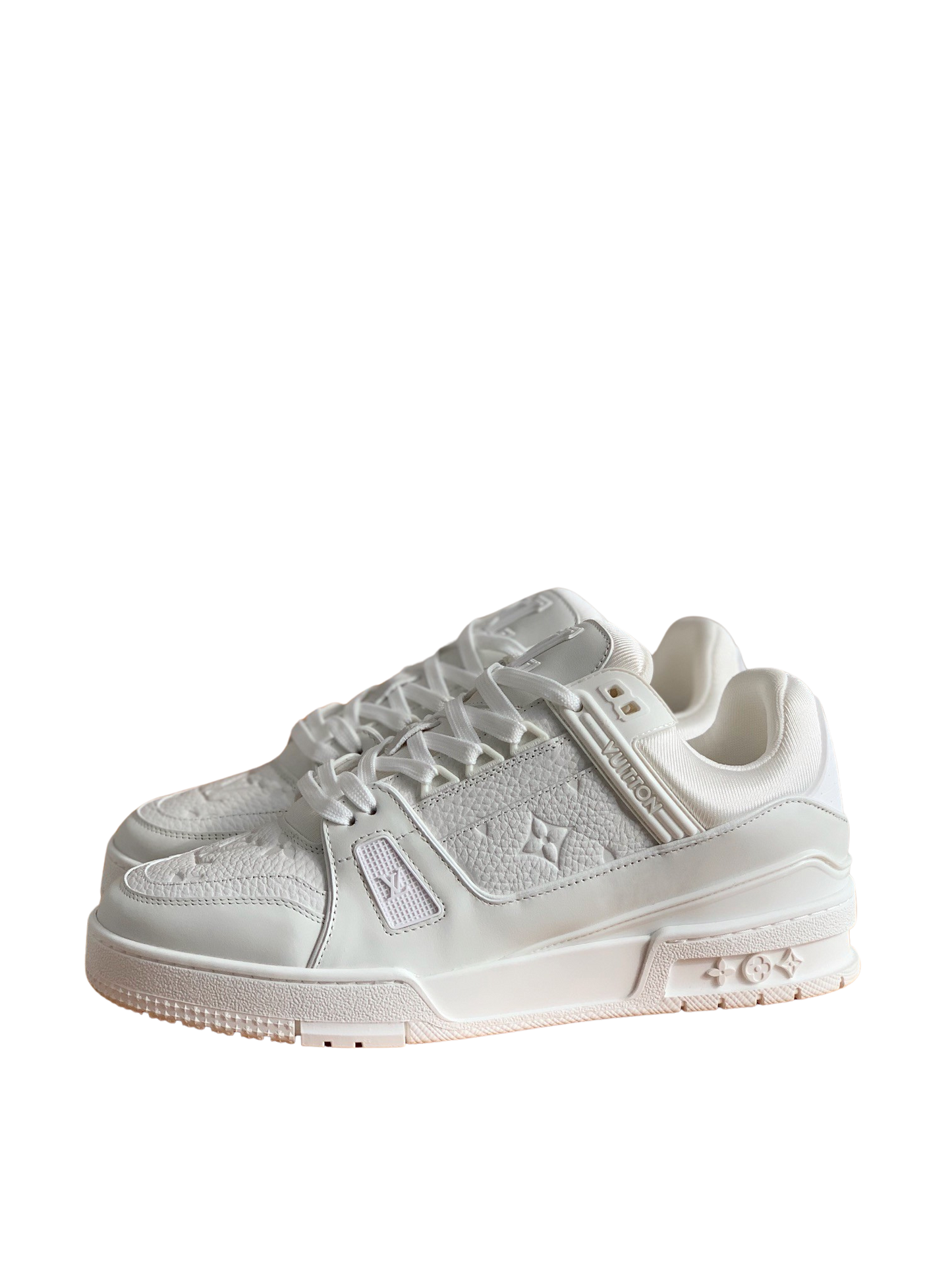 LOUIS VUITTON TRAINER WHITE