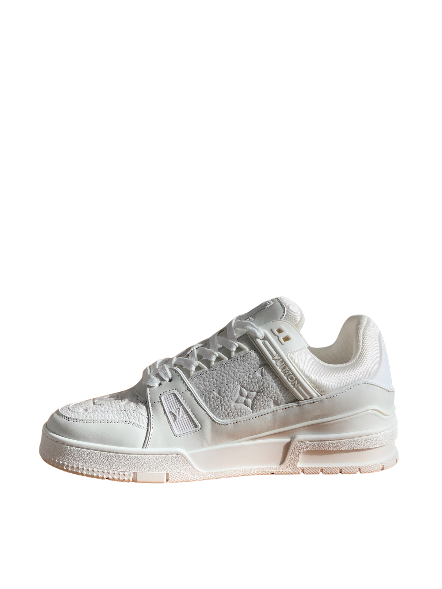 LOUIS VUITTON TRAINER WHITE