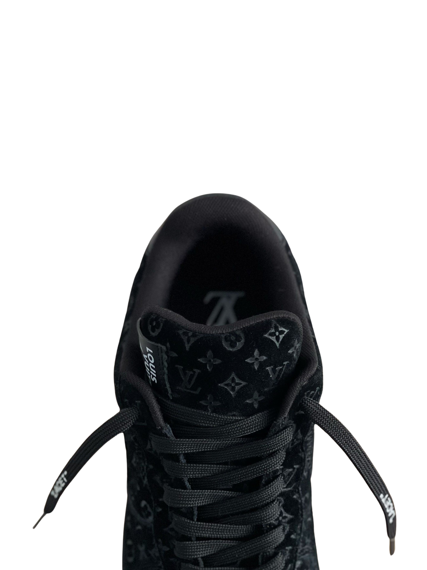 LOUIS VUITTON X NIKE AIR FORCE 1