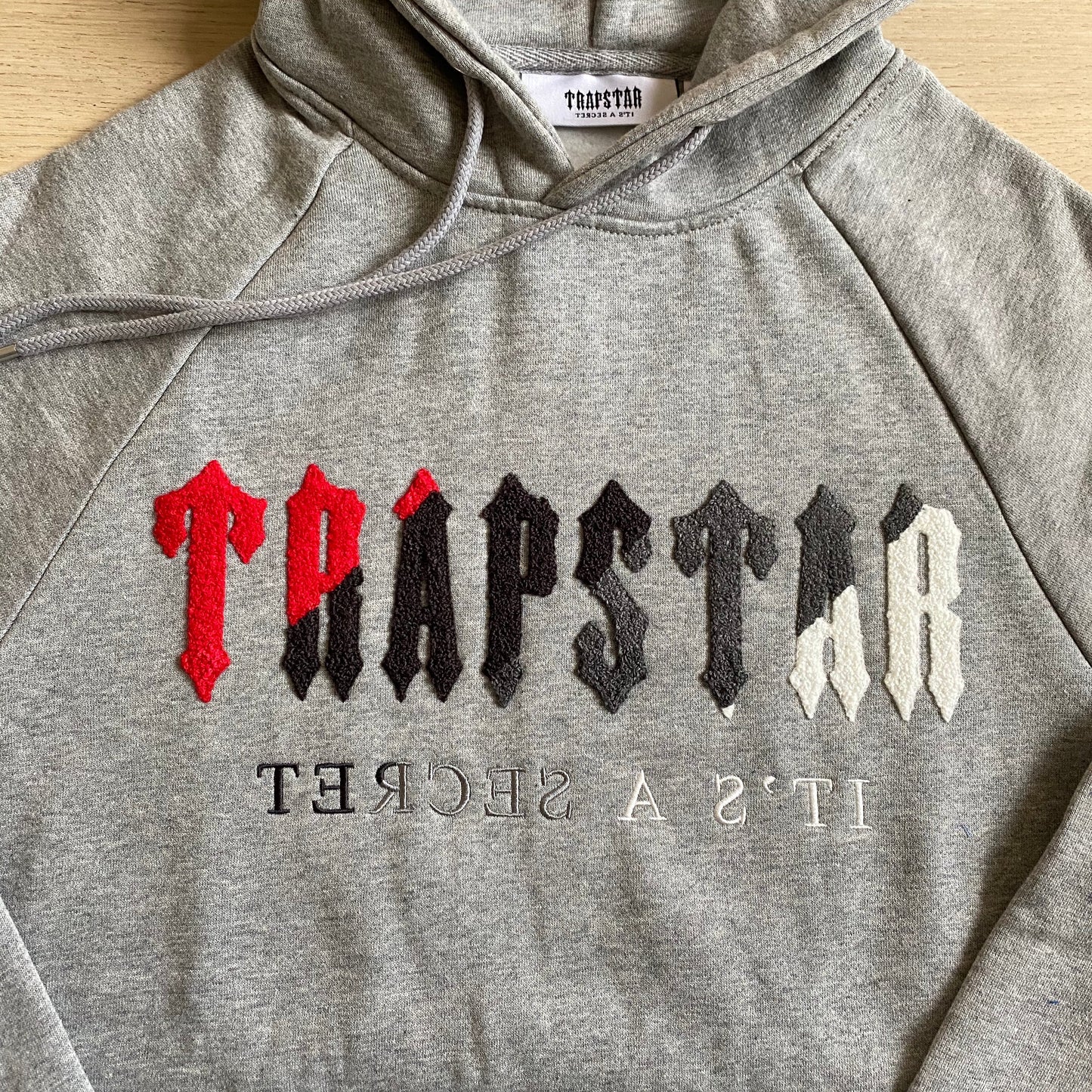 TUTA TRAPSTAR (SEC)