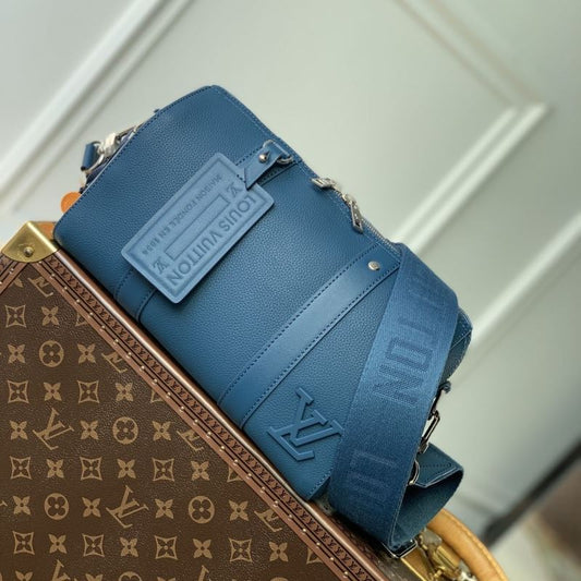 LOUIS VUITTON SPEEDY BAGS